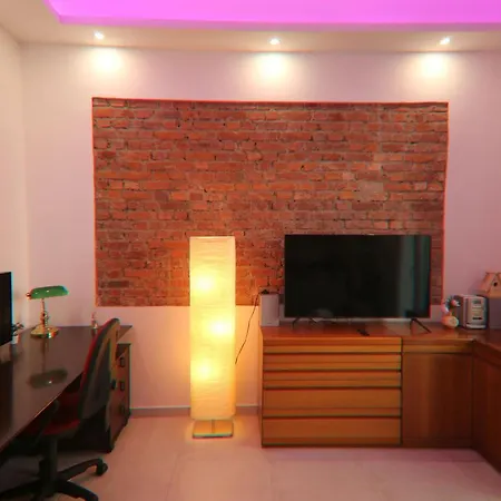 Casa Argonne Apartment *