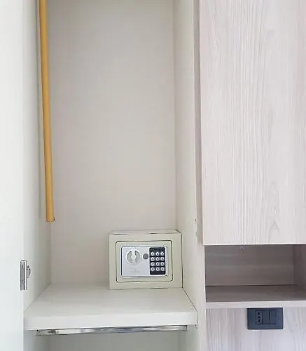 Casa Argonne アパート